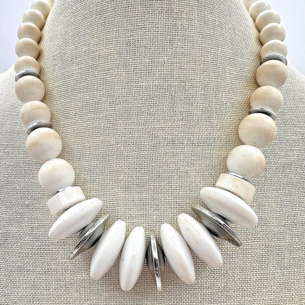 Vintage 90s Silver Tone Chunky White Resin Necklace Statement Women's Jewelry